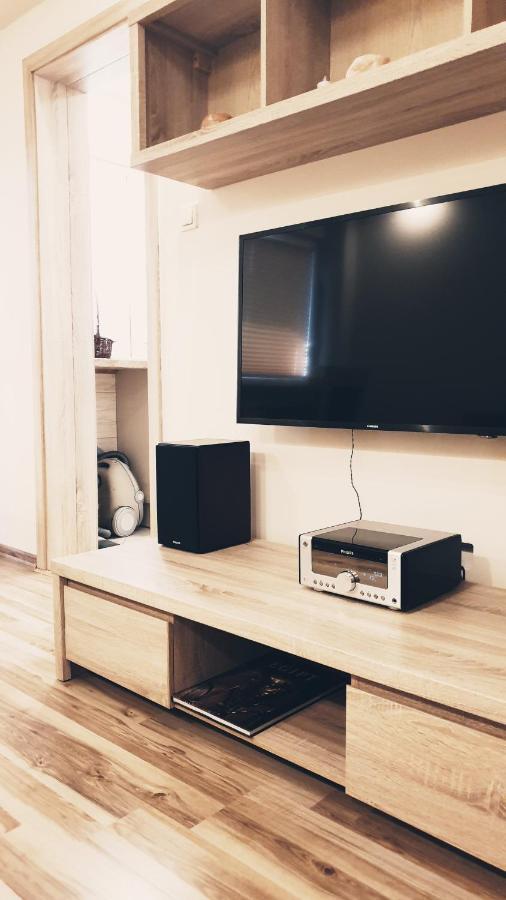 Wici 2 Apartments Teofilow Wodny Raj Lodź Bagian luar foto